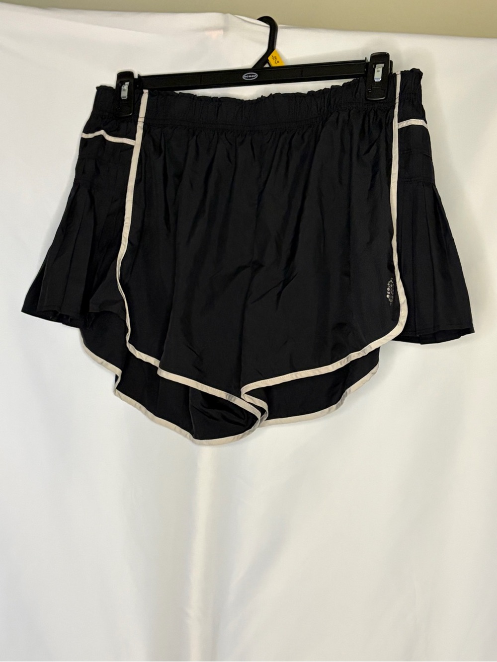 FP Movement by Free People Easy Tiger Black Pleated Short with Bone/Khaki Trim - Picture 12 of 16